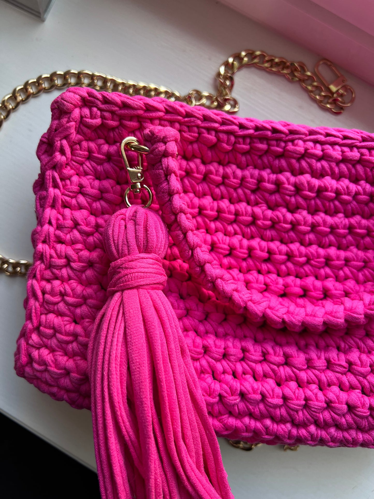 Milan Tote Bag | Handmade Crochet T-shirt Yarn Bag